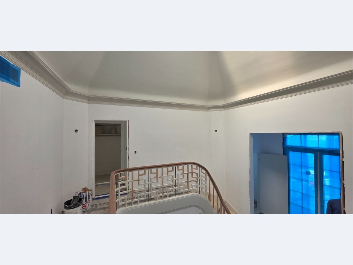 Interior before and after before photo